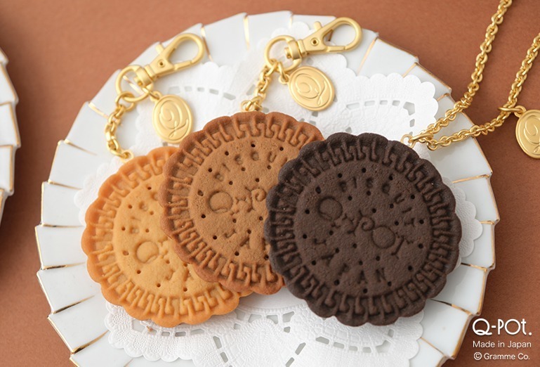Q-pot.“焼きたてクッキー”アクセサリー、テディベアネックレス