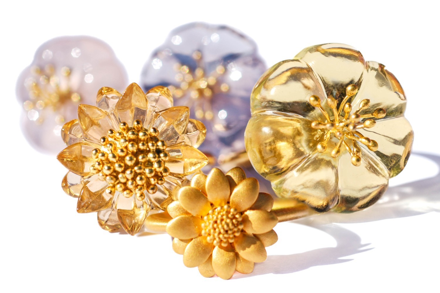 マリーエレーヌ ドゥ タイヤック“ヒマワリ＆梅の花”ジュエリー、天然石