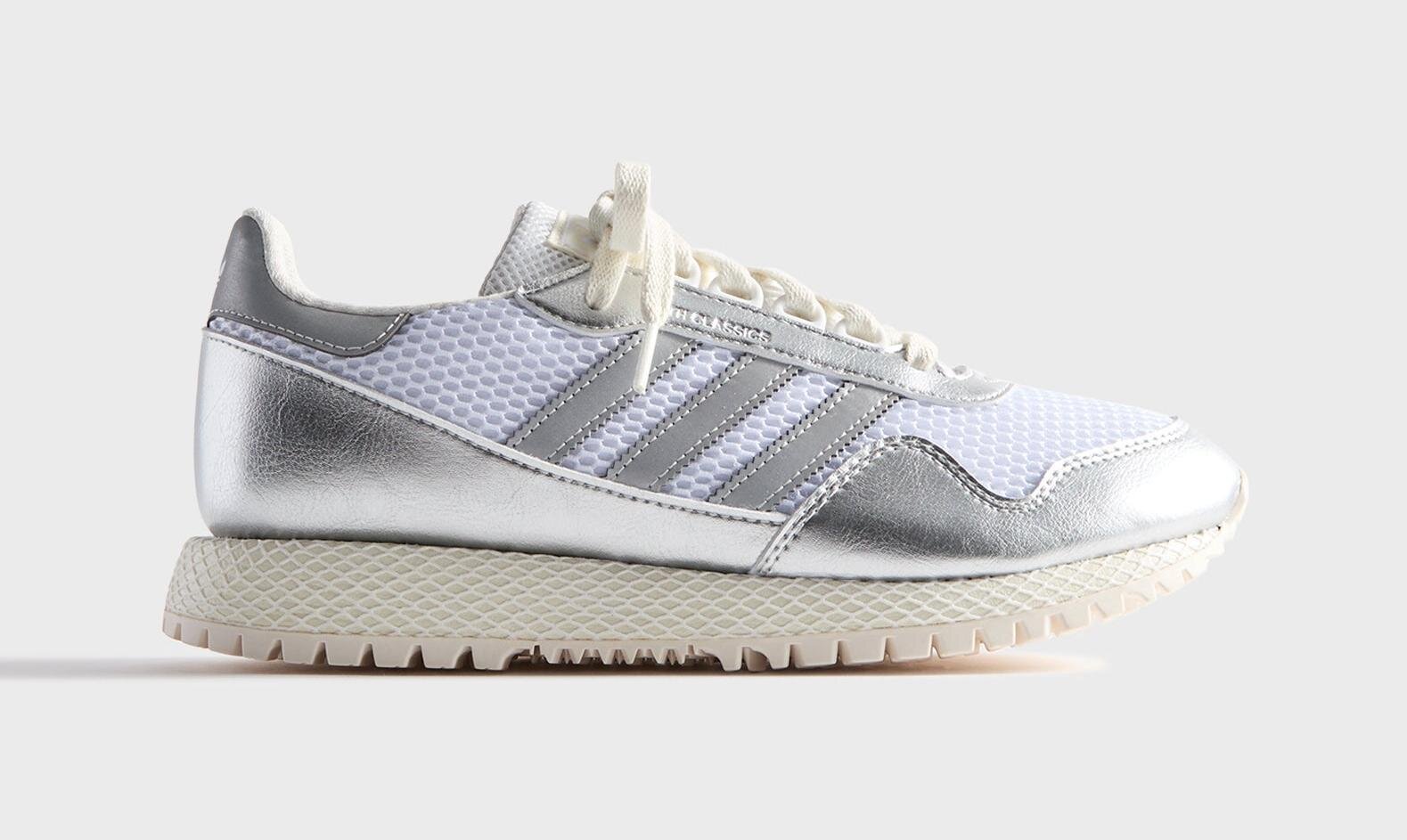 Kith×アディダス ランニングのスニーカー、クリーンアッパーに鮮やか