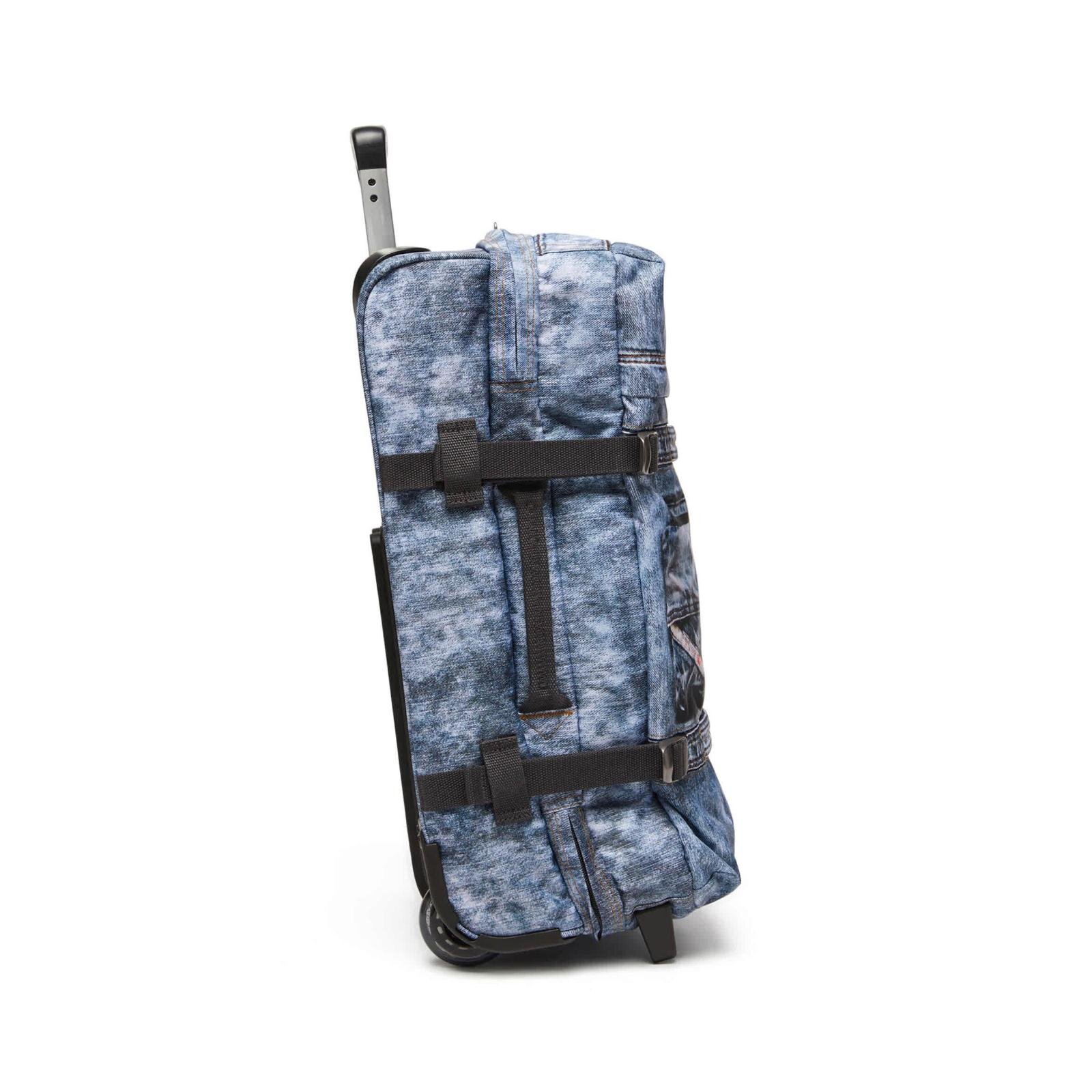 ディーゼル×イーストパック、