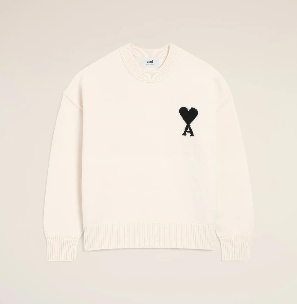 アミ パリス“パステルブルー＆ピンク”のハートロゴ入りマフラー