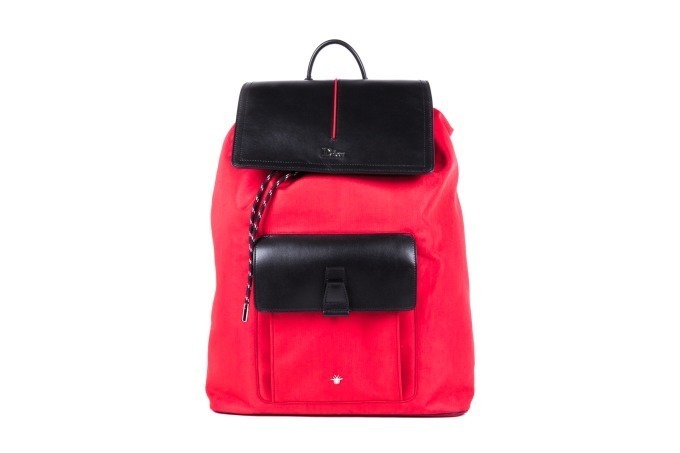 ディオール オムのブランドロゴや