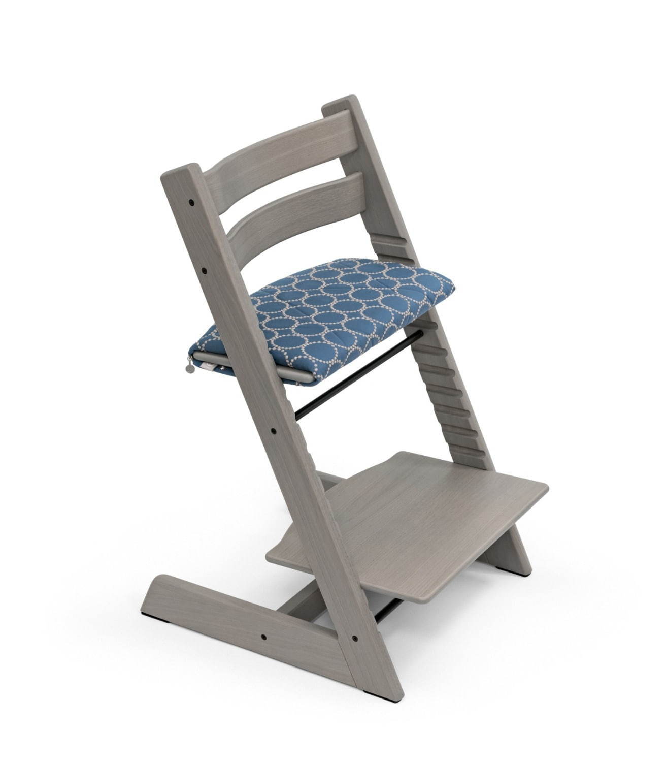 ミナ ペルホネンの“蝶やうさぎ”生地を用いたクッション、ストッケ人気