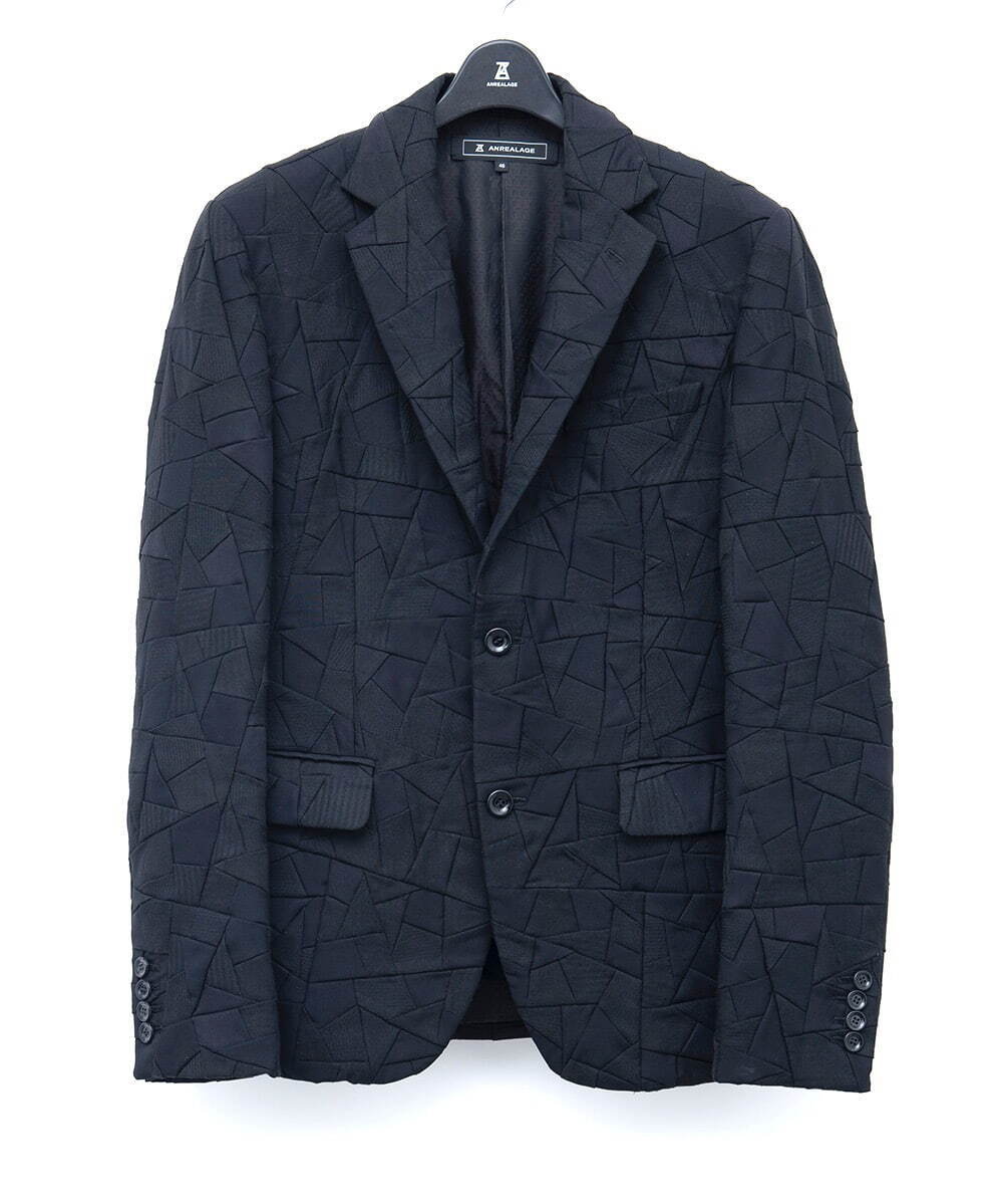 アンリアレイジ“パッチワーク”のMA-1やテーラードジャケット、渋谷