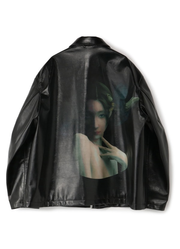 ブラック スキャンダル ヨウジヤマモト×内田すずめ、“暗闇の女”を