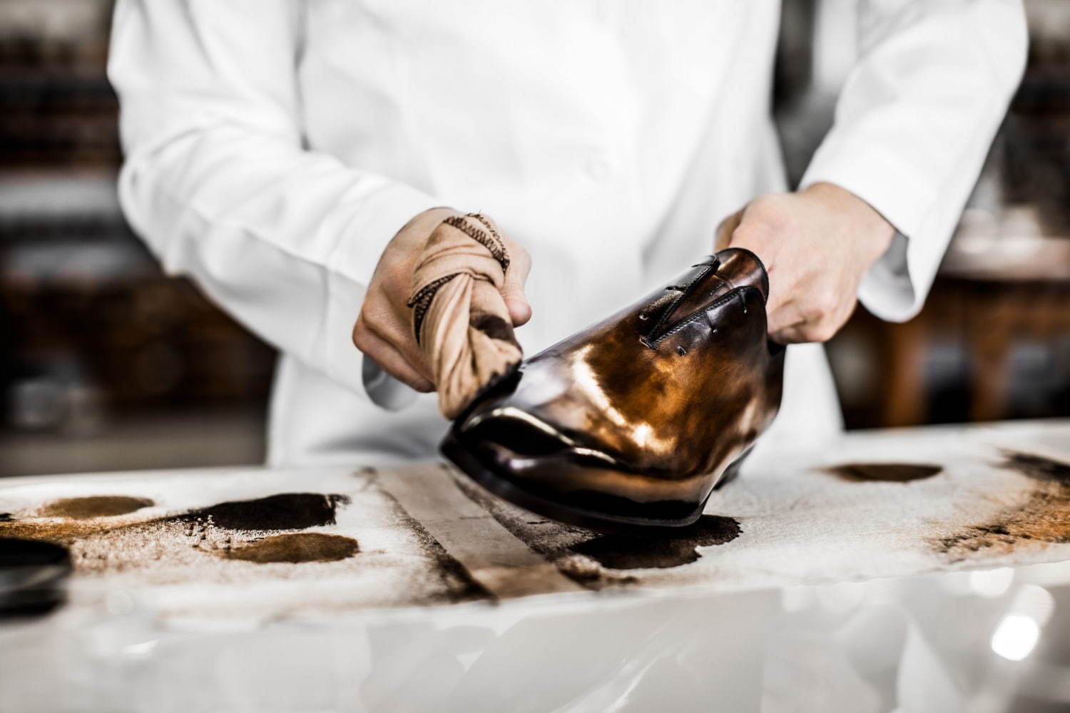 ベルルッティが誇る「パティーヌ」の魅力は？唯一無二の色に染まる紳士