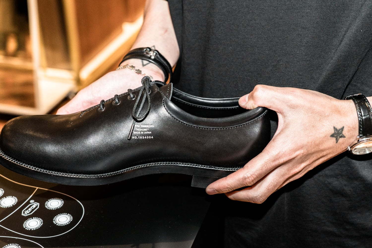 オーセンティックシュー＆コー : AUTHENTIC SHOE & Co. - ファッション