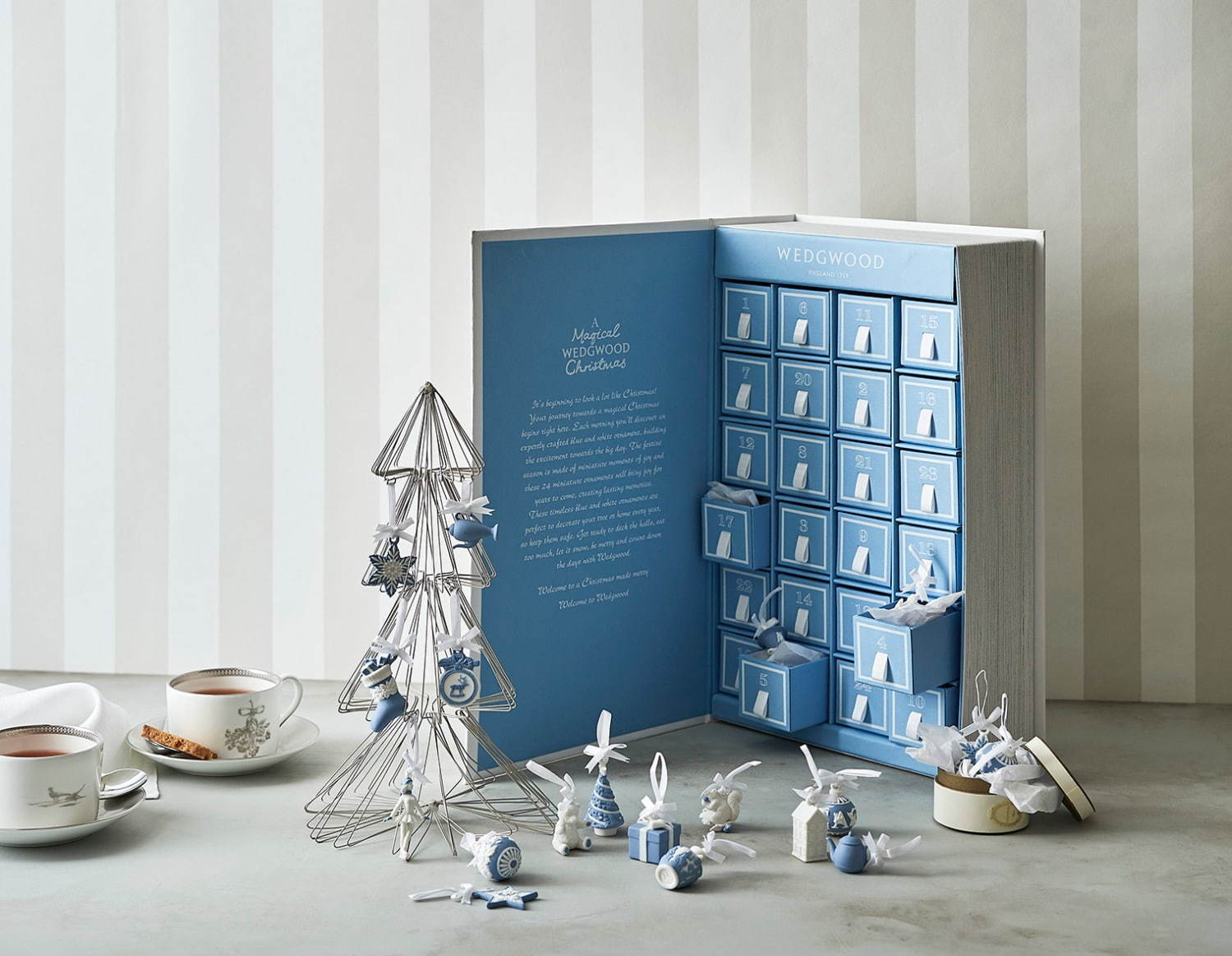 ウェッジウッド“ミニオーナメント入り”「アドベントカレンダー