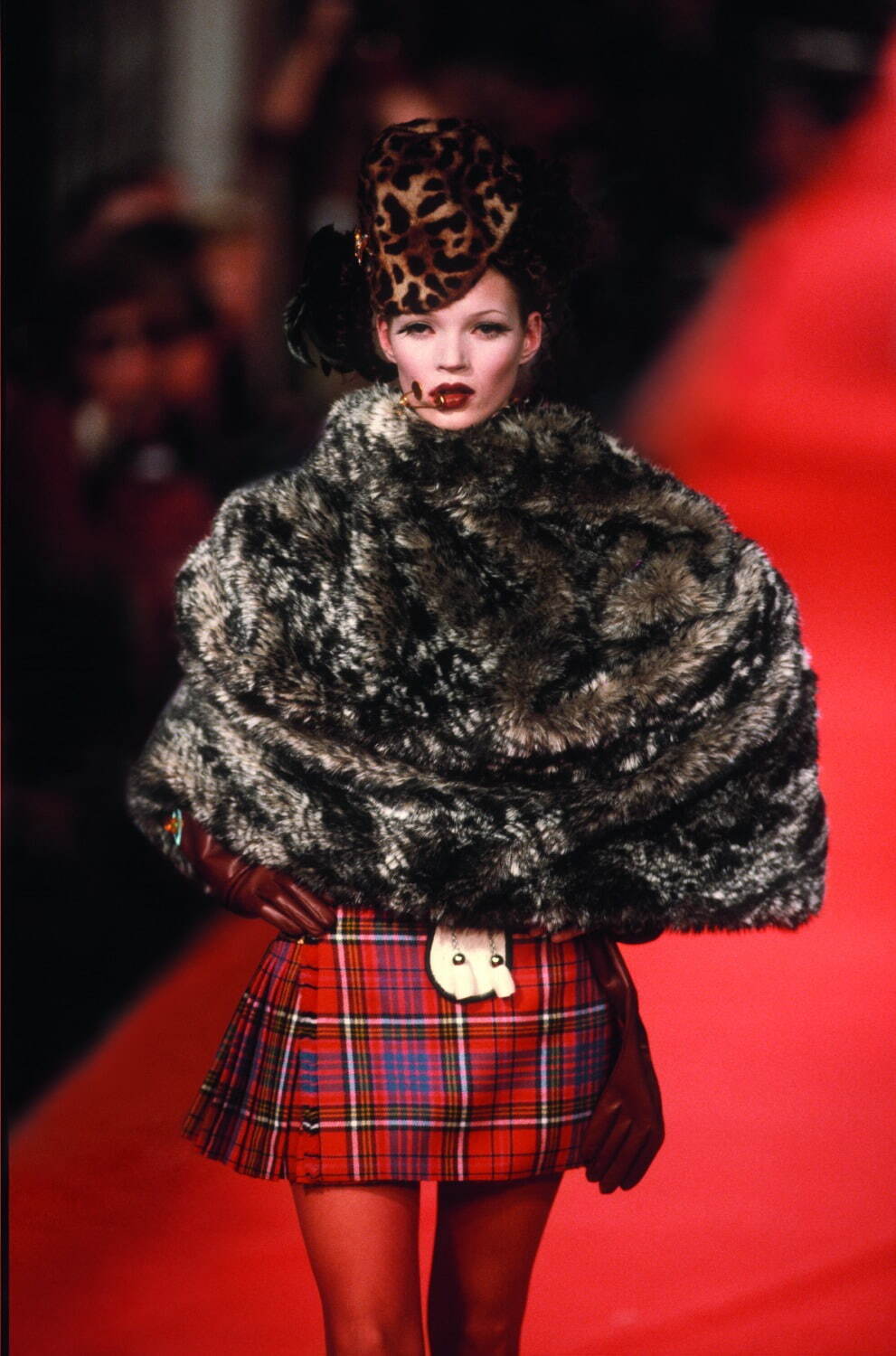 ヴィヴィアン・ウエストウッド初のコレクションブック、1981年デビュー