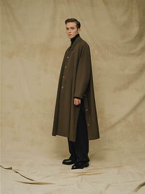 ザ・クラシック「ランド オブ トゥモロー」限定のカーキコートなど、仏