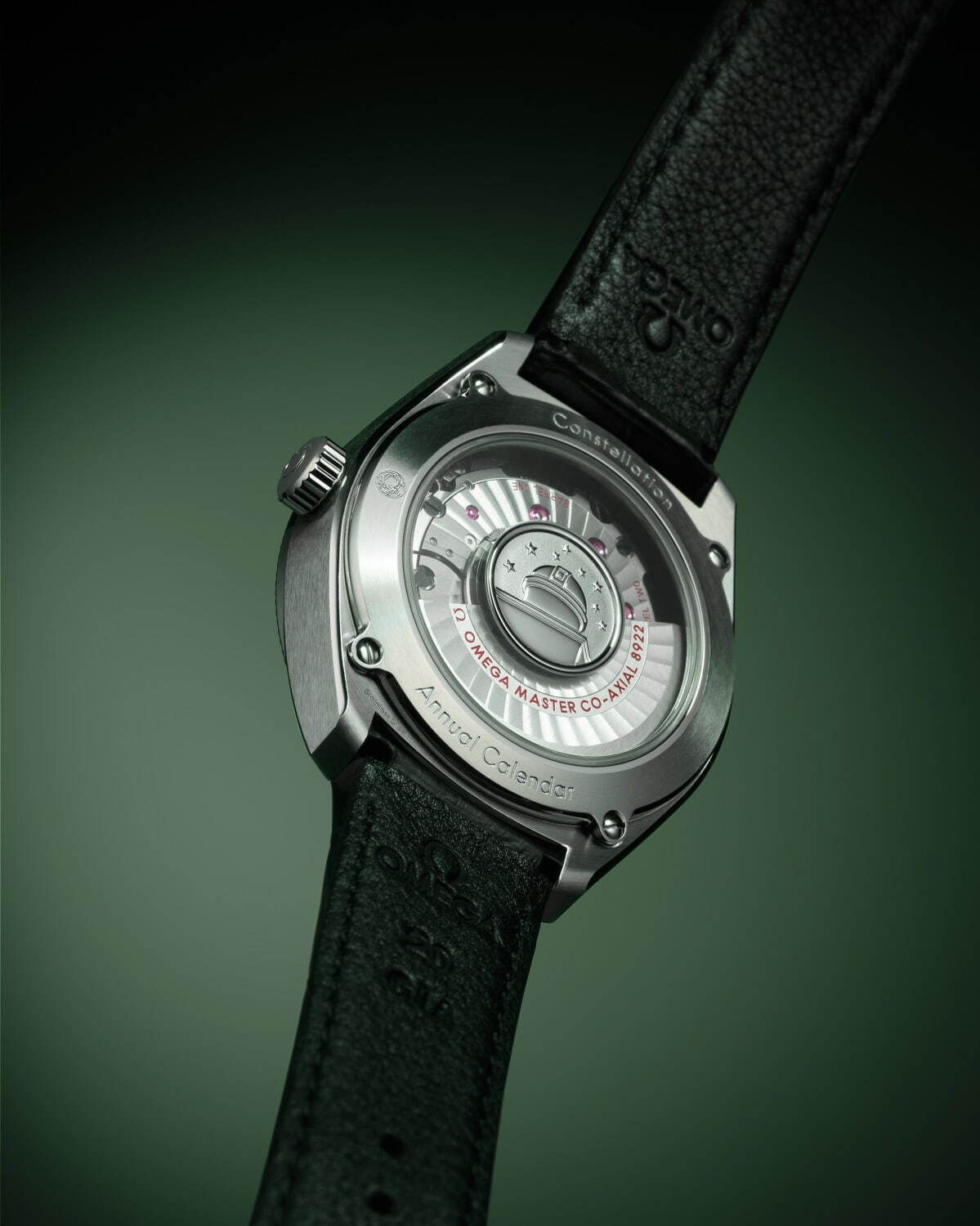 オメガ“クラシック”な新ウォッチ、グリーンやバーガンディなど大人