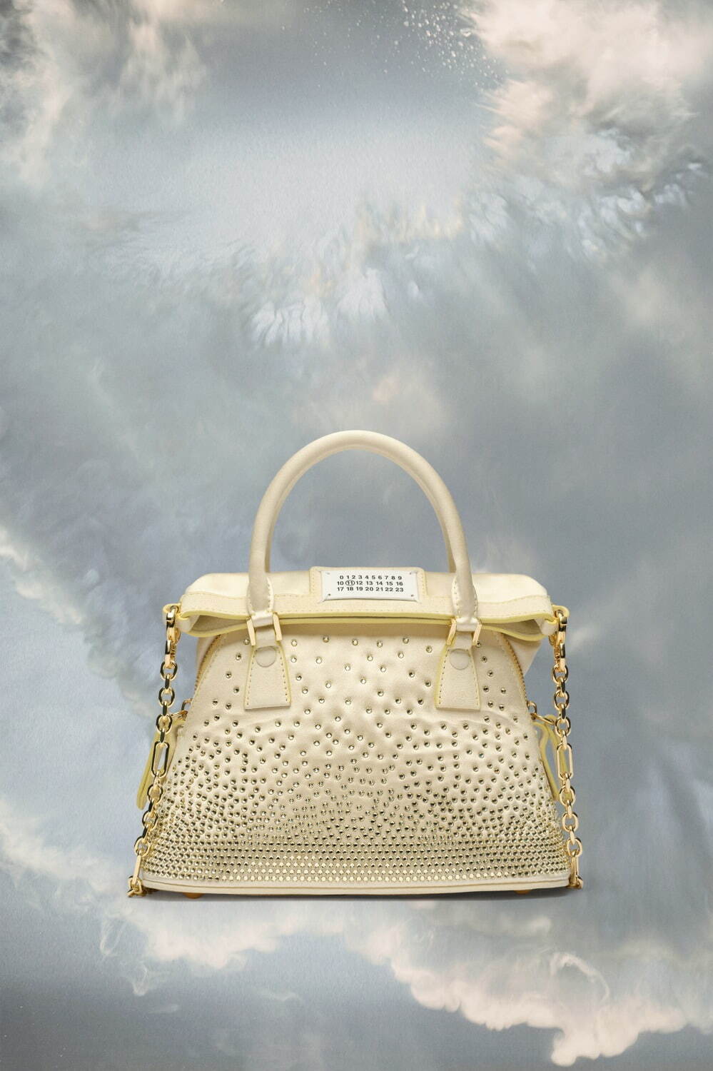 メゾン マルジェラ「グラム スラム」“砂で覆われたような”新作バッグ