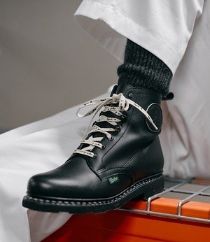 アニエスベー×パラブーツ“50年代”牛革アンクルブーツを復刻、「b