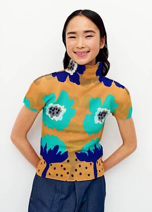 ミー イッセイ ミヤケ”植物の芽吹き”描く半袖トップ＆ジグザグ