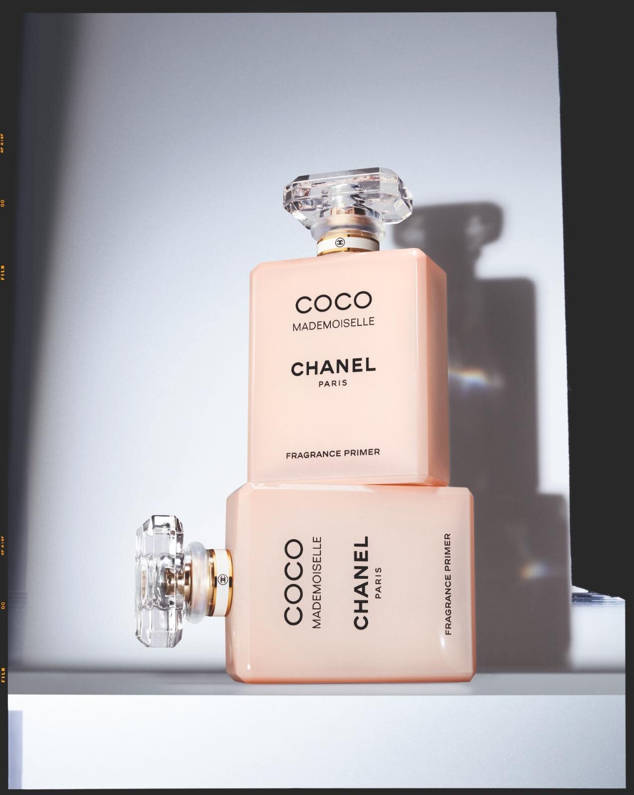 シャネル25年秋コスメ、“フレグランスの下地”として使う「ココ