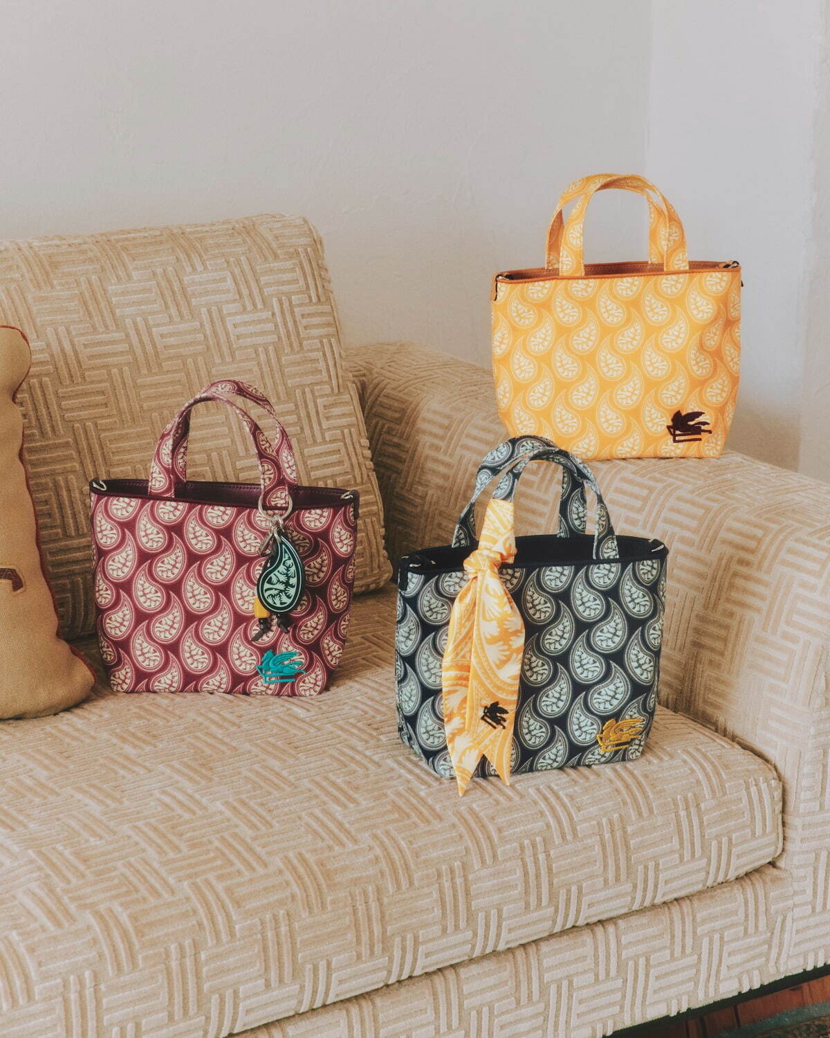 エトロのキンプリ髙橋海人描き下ろしペイズリー柄コラボウェア、T