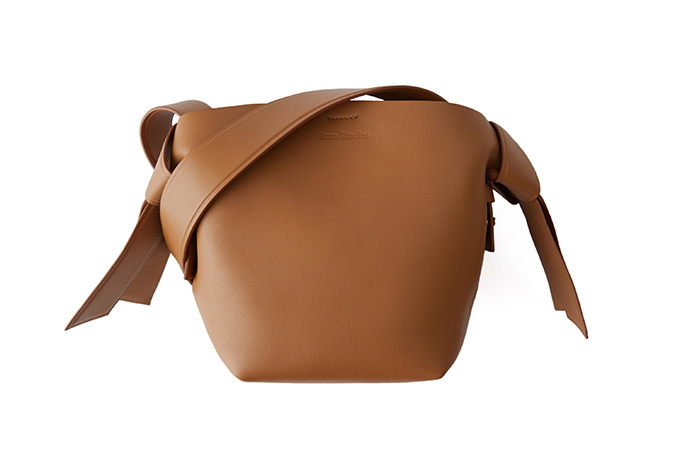 アクネ ストゥディオズの「Musubi」バッグに新サイズ＆カラー - 着物の