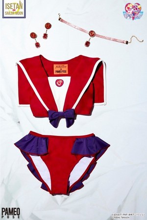 パメオ ポーズ×美少女戦士セーラームーン、セーラー戦士ビキニやロッド