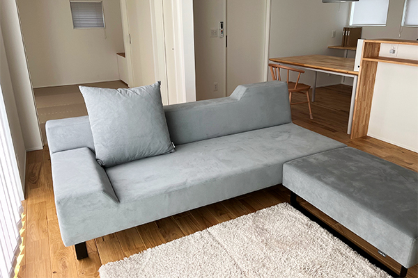 SIESTA 3人掛け + SIESTA スツールラージ | お客様の声 | ソファ専門店