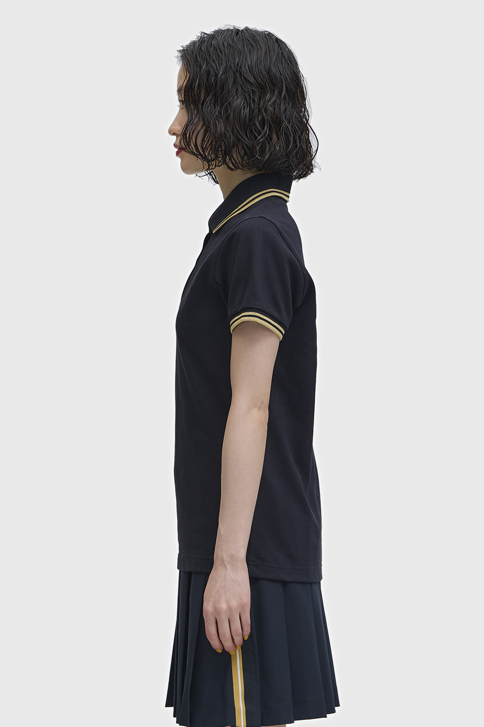 The Fred Perry Shirt - G12(8 157：BLACK / CHAMPAGNE): | FRED PERRY
