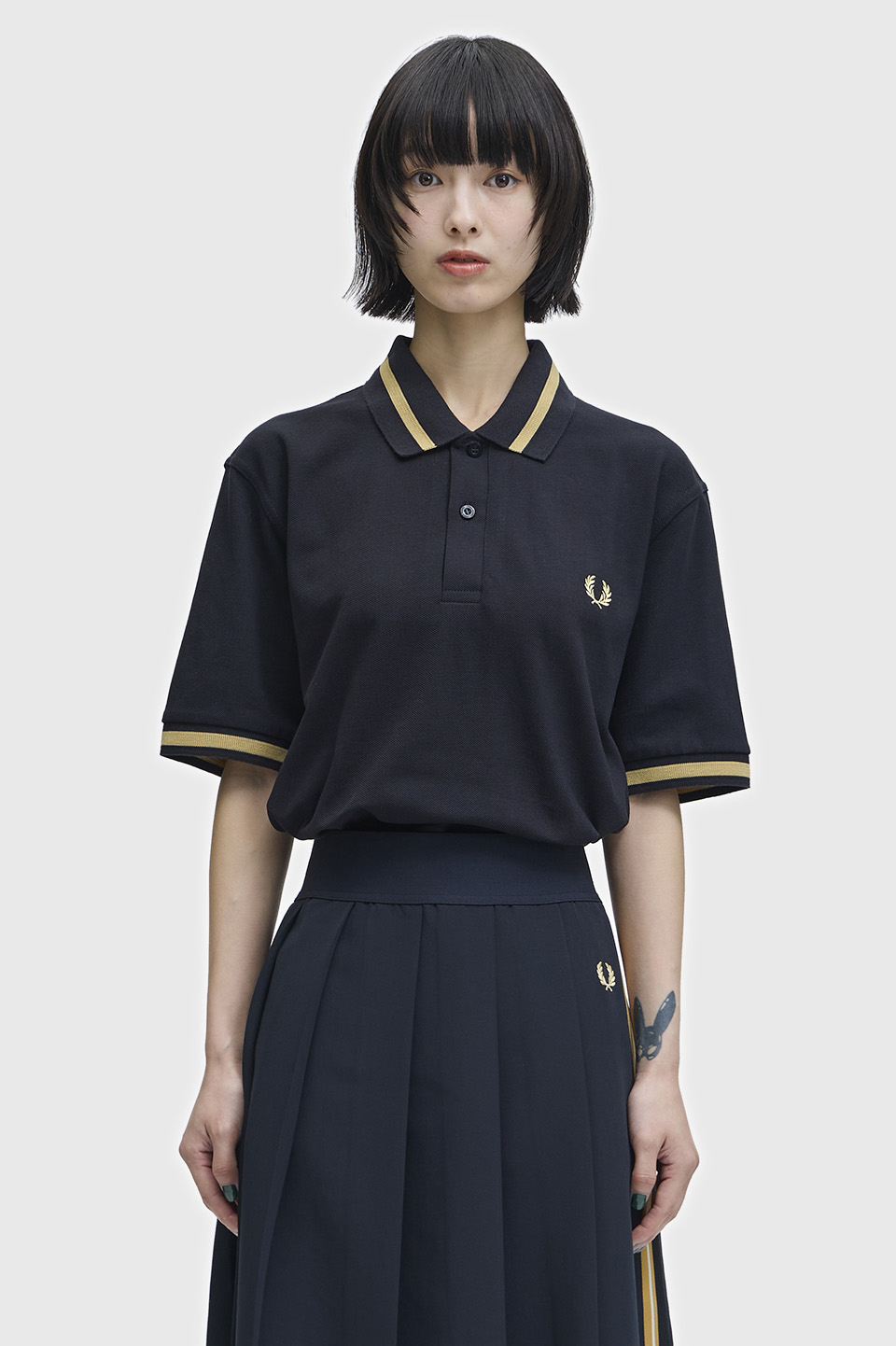 The Fred Perry Shirt - M2(36 157：BLACK / CHAMPAGNE): | FRED PERRY