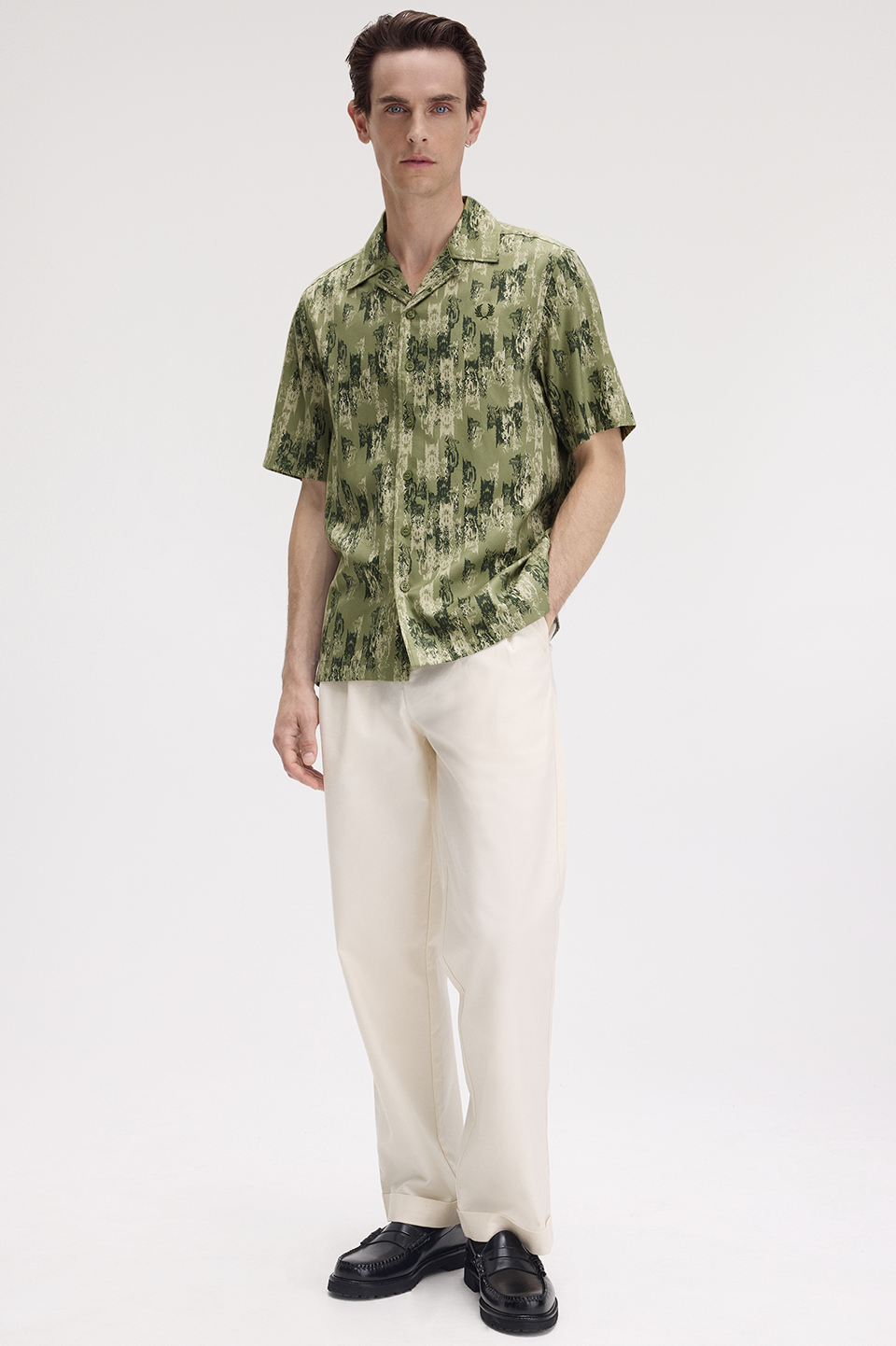 Abstract Print Revere Collar Shirt(M X88：OLIVE MINT): | FRED
