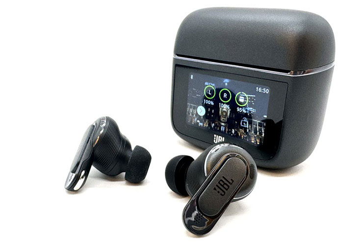 JBL TOUR PRO 3レビュー | ノイキャンも音質も機能もパワーアップした