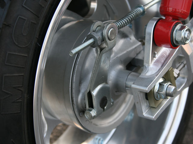 モンキーに10インチ5.5Jワイドホイールを装着する | Gクラフト