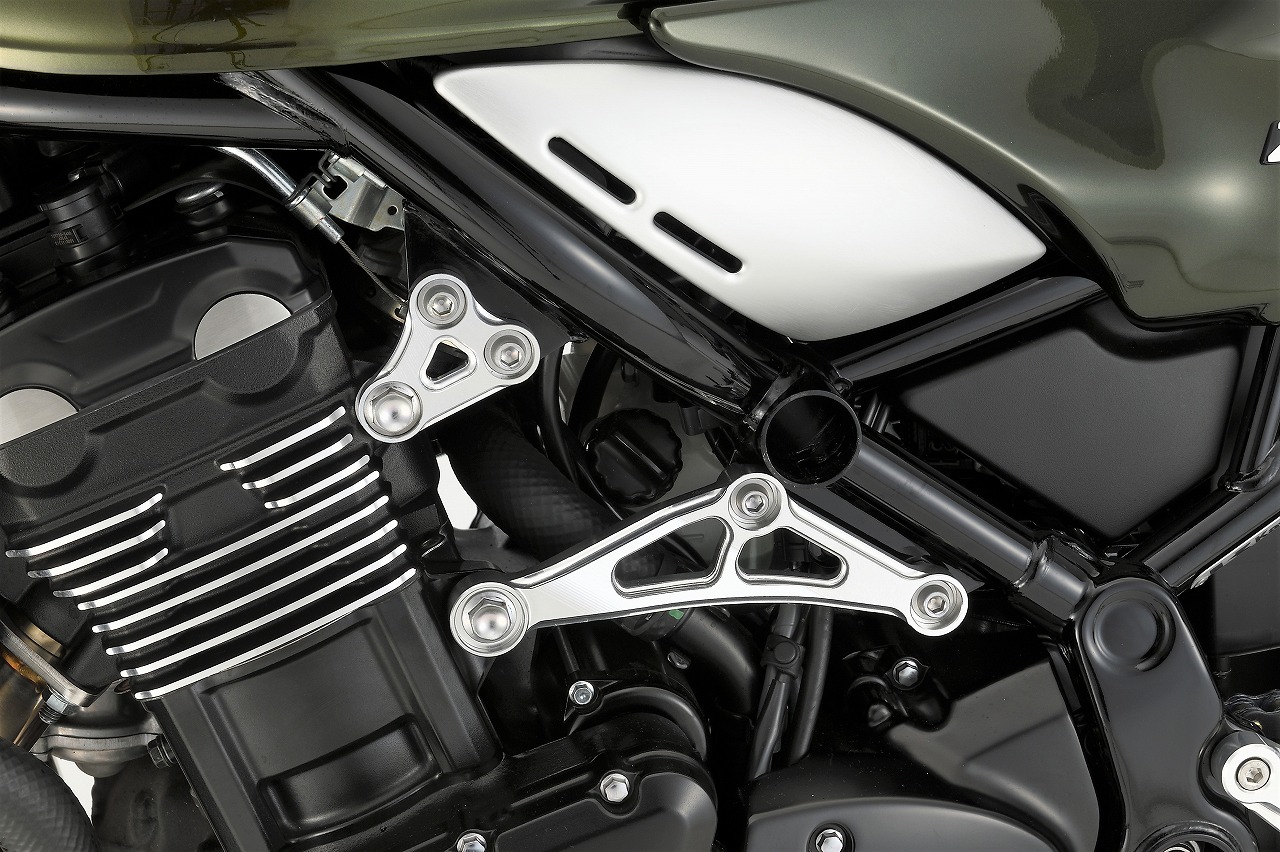 Z900RS ビレットエンジンハンガーセット | GILD design factory co,LTD