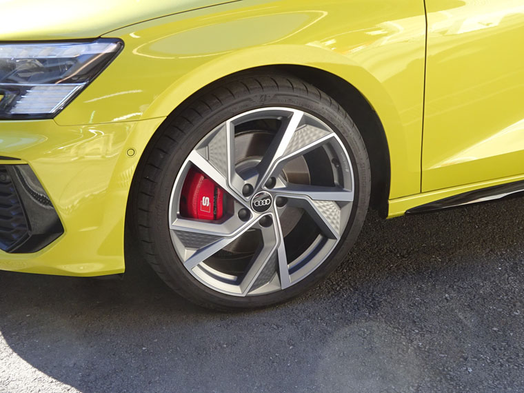 Audi純正S3(GY/8Y)用レッドキャリパーセット - G-Speed web store