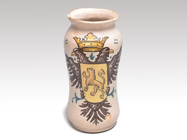 スペイン 19世紀 マジョリカ 陶器 色絵 双頭の鷲文 紋章 アルバレロ