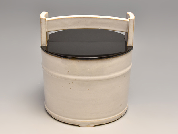 惺斎好 萩焼 手桶水指 十二代 坂倉新兵衛(作) 割蓋付 即中斎朱在判、箱