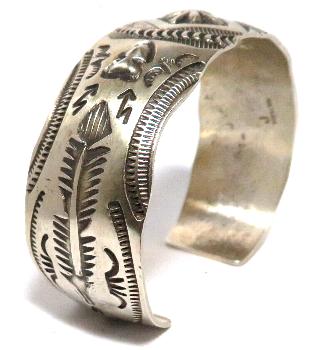 インディアンジュエリー シルバーブレスレット・バングル