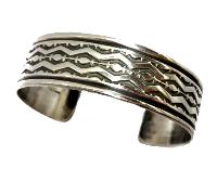 インディアンジュエリー バングル ナバホ族のブレスレット シルバー