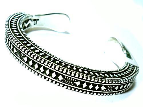 Lyle Secatero（ライルセカテロ）作 ブレスレット・バングル