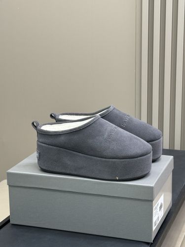 ルイヴィトン サンダル コピー 秋冬 もこもこ 可愛い パセオ・ライン