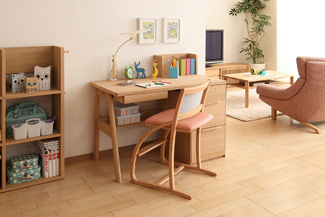 学習机・勉強机ならカリモク家具｜デスク関連アイテム｜国産家具