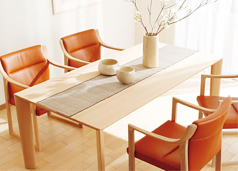 初めての家具選び ダイニングテーブル編｜【公式】カリモク家具