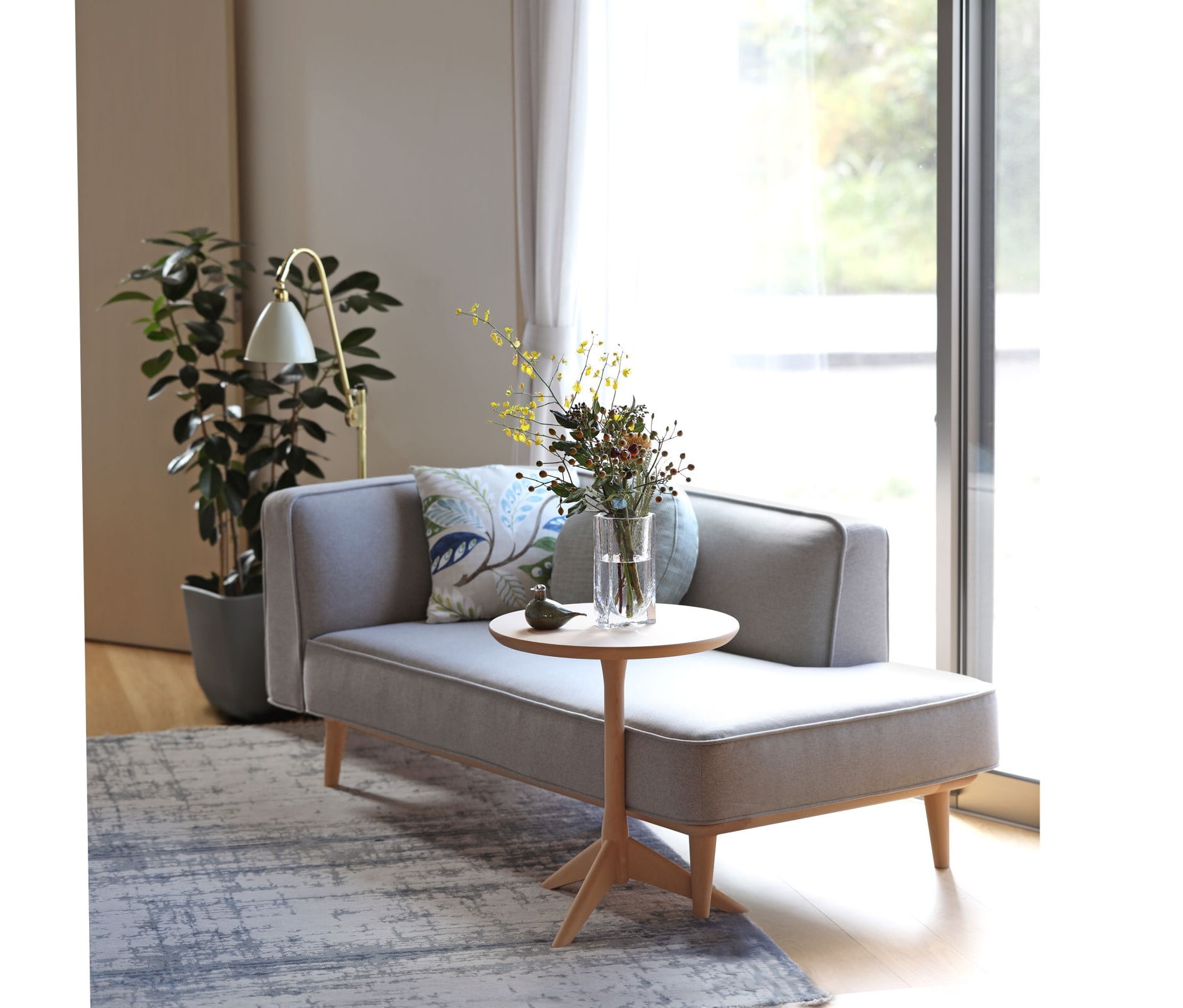 CONOMA - 国産無垢家具は飛騨高山発の家具メーカー KASHIWA