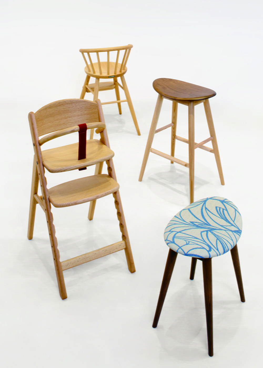 ハイスツール (板座) - 国産無垢家具は飛騨高山発の家具メーカー KASHIWA