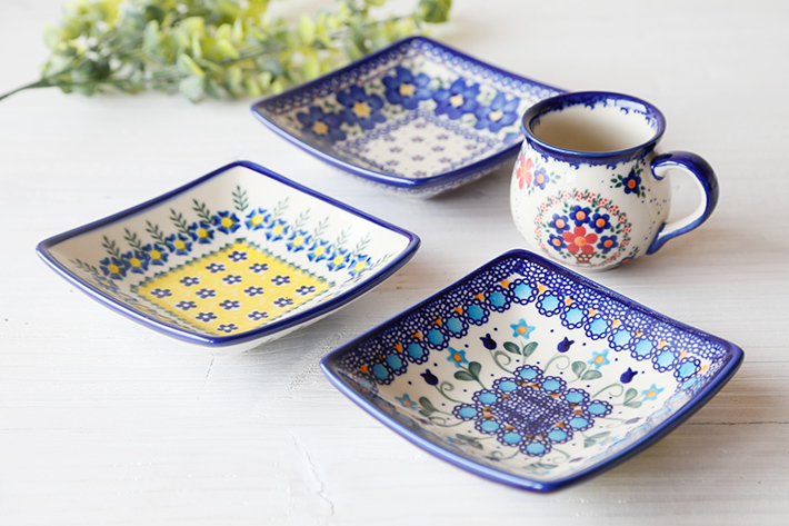 ポーランド食器 波型ボウル 4枚 ポーランド食器 波型ボウル 4枚