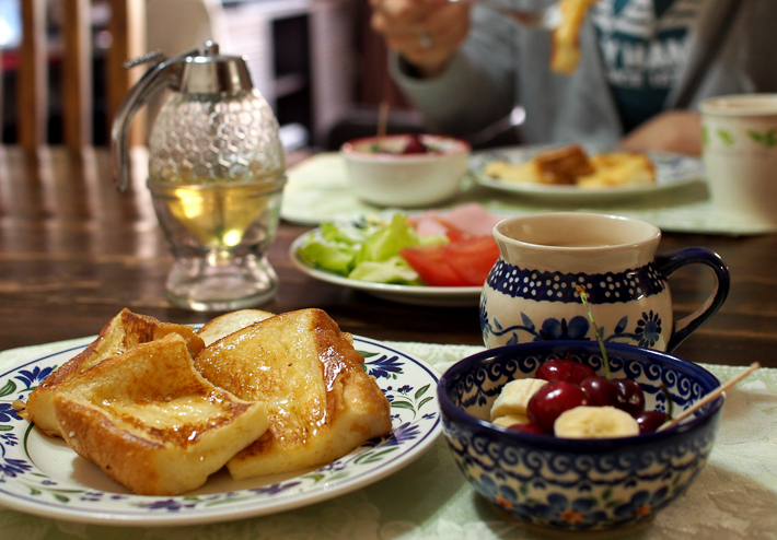 フォトギャラリー 第1回「朝食とポーリッシュポタリー」 ケルセン