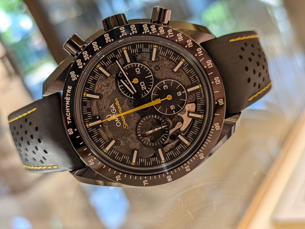 オメガ】久しぶりに再入荷いたしました！時計の概念を超えた芸術作品_