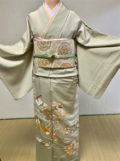 色留袖レンタル：最高級・総手描き友禅 利休色 絵巻物柄