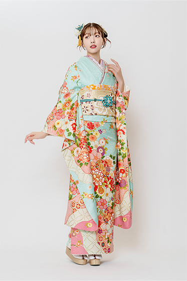 No.1175 【新品振袖/京友禅】【緑】深緑に満開の桜が煌めき