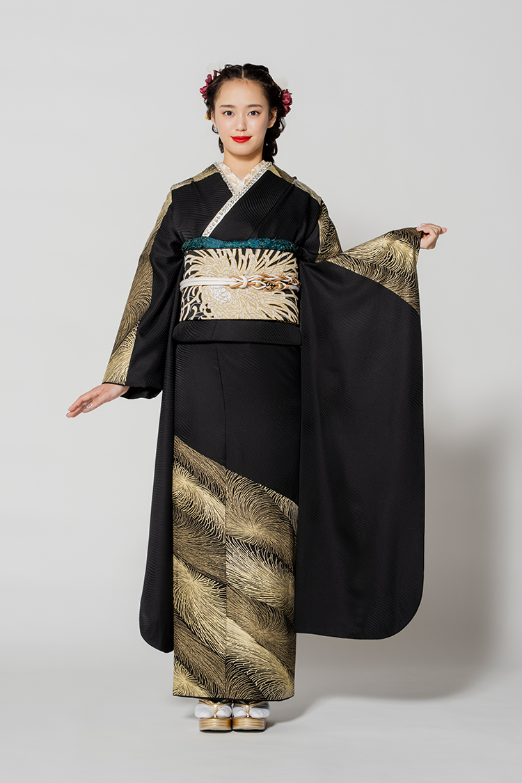 No.1162 【新品振袖/金彩友禅】【黒】漆黒に流れるように配された金彩