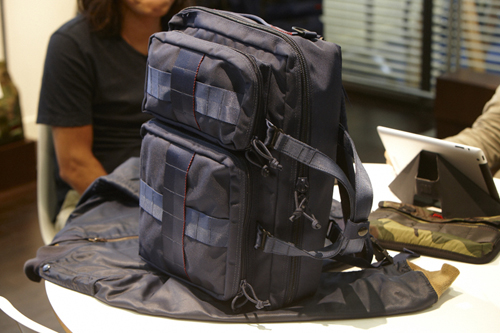 Investigate AIR FORCE BLUE LINE. BLUBRIEFING×BEAMSで手掛ける 「AIR