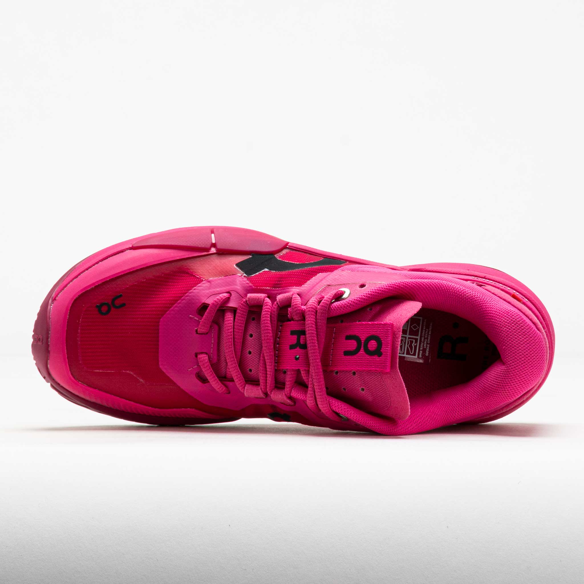 On The Roger Pro 2 Women's Pink/Grenadine – Holabird Sports