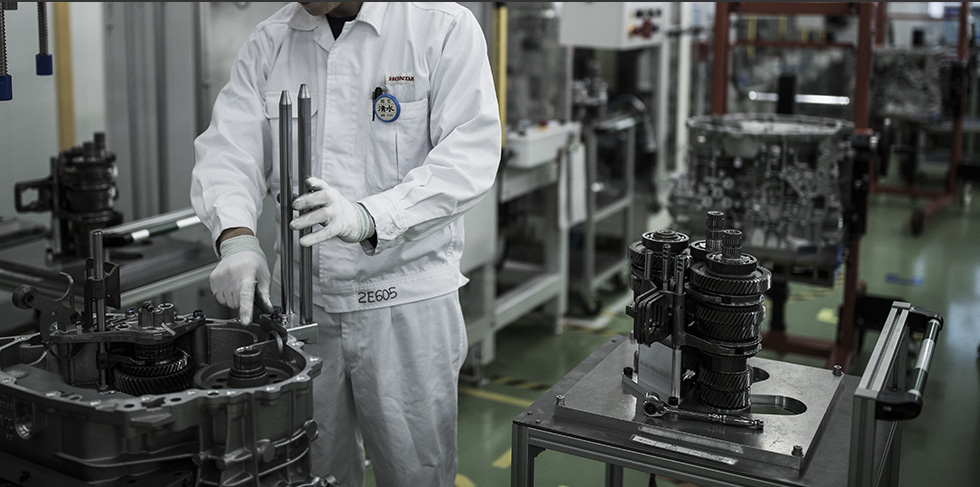 NSXのDCT 独自の構造を実現するヒミツに迫る｜Honda