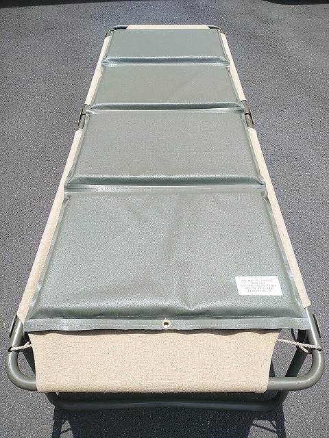 フランス軍 フィールド コット・ベッド FULL SET マットレス、キャリア